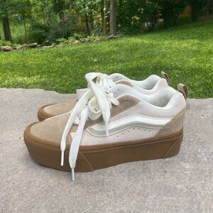 NWOT Vans Knu Stack Skater Turtledove